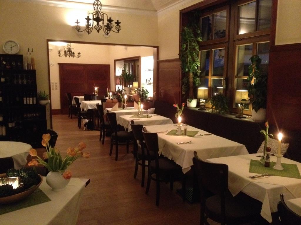 Linde Restaurant & Hotel Nußloch Exteriér fotografie